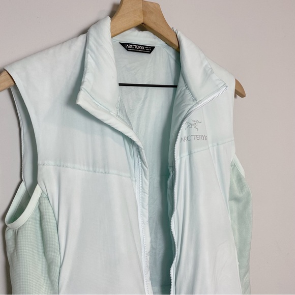 Arcteryx Atom LT Vest in Dew Drop - Picture 8 of 14
